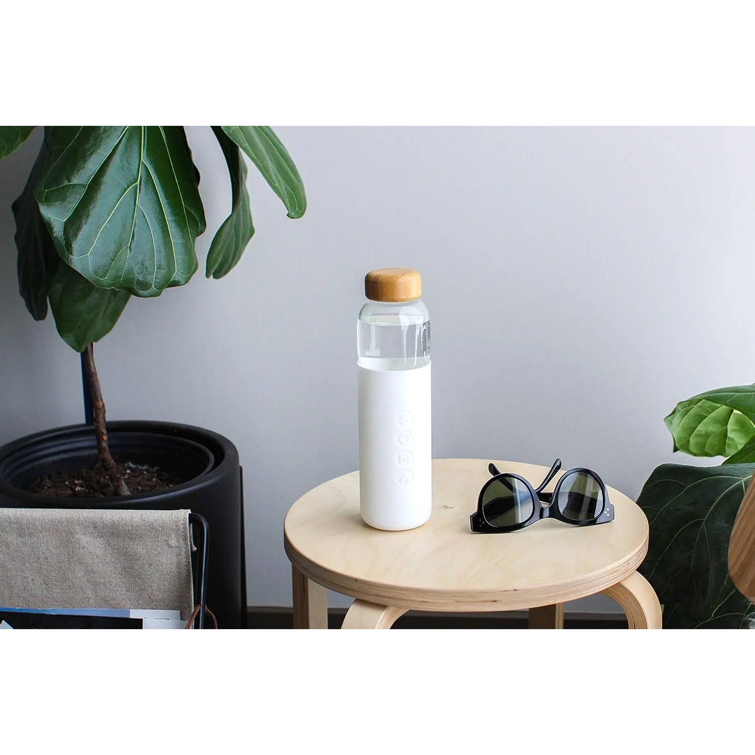 17oz Glass Water Bottle - White - Image 2