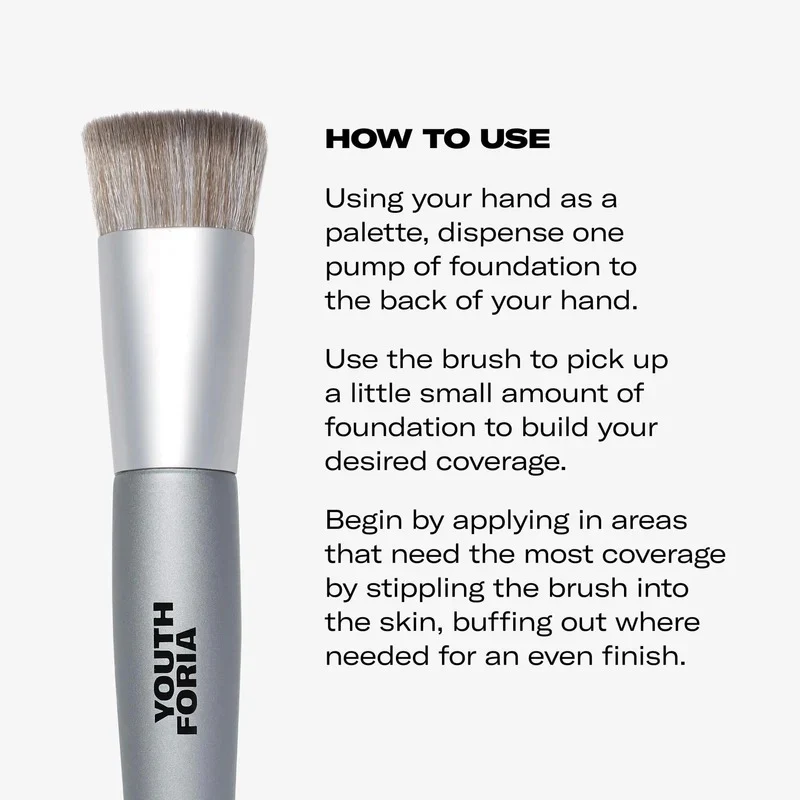 303 Oval Foundation Brush - Image 3