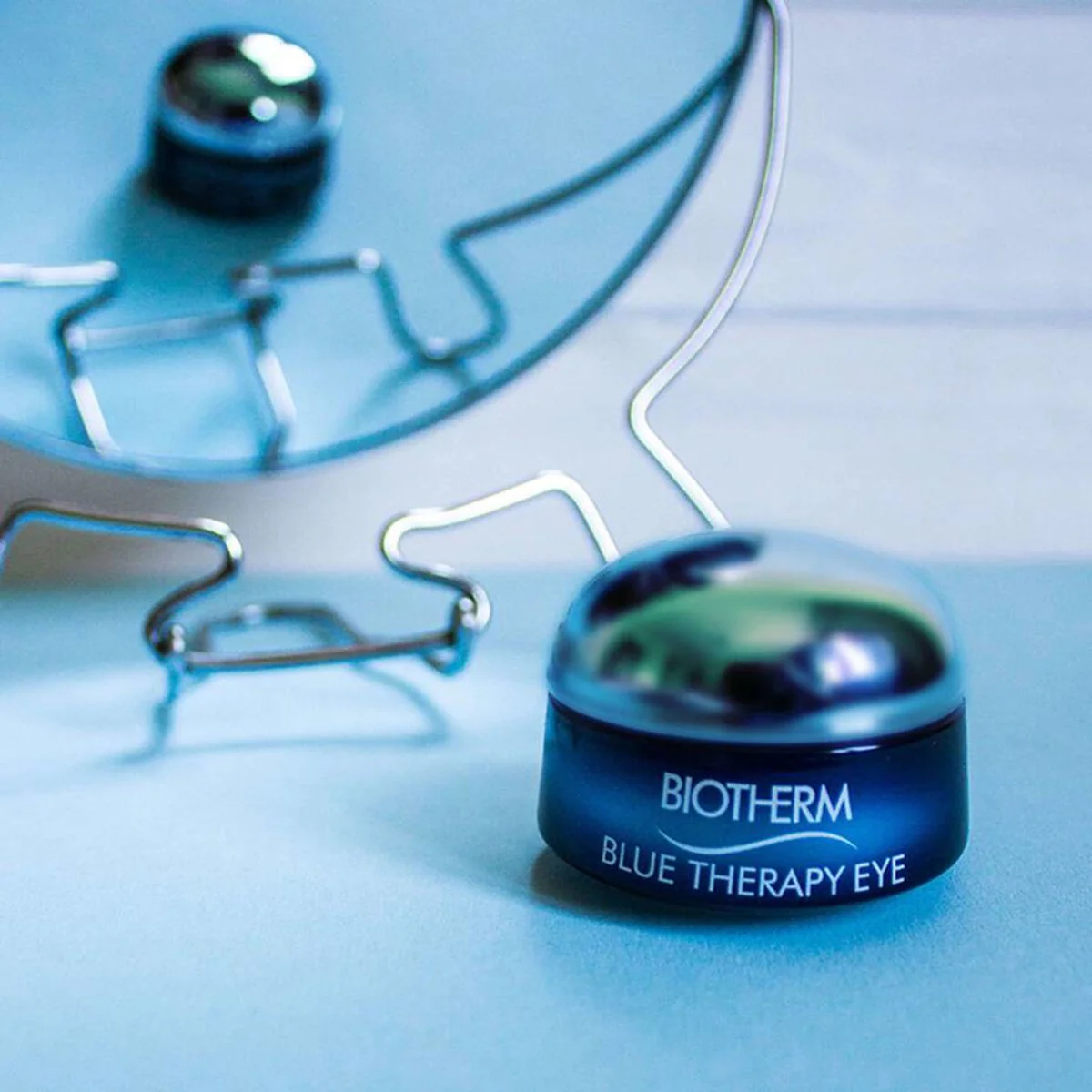 Blue Therapy Anti Aging Eye Cream - Image 3