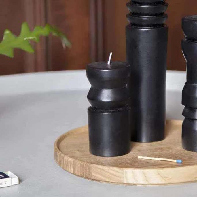 Totem Candle Small - Black - Image 3