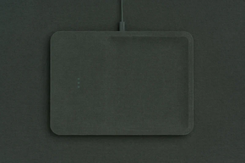 CATCH 3: Single-Device Linen Charging Tray - Forest Green - Image 2