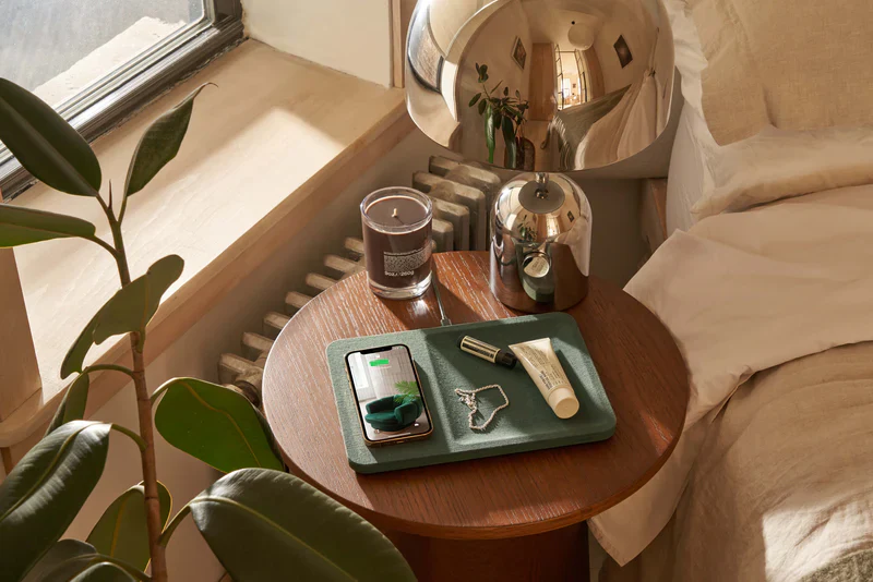 CATCH 3: Single-Device Linen Charging Tray - Forest Green - Image 3