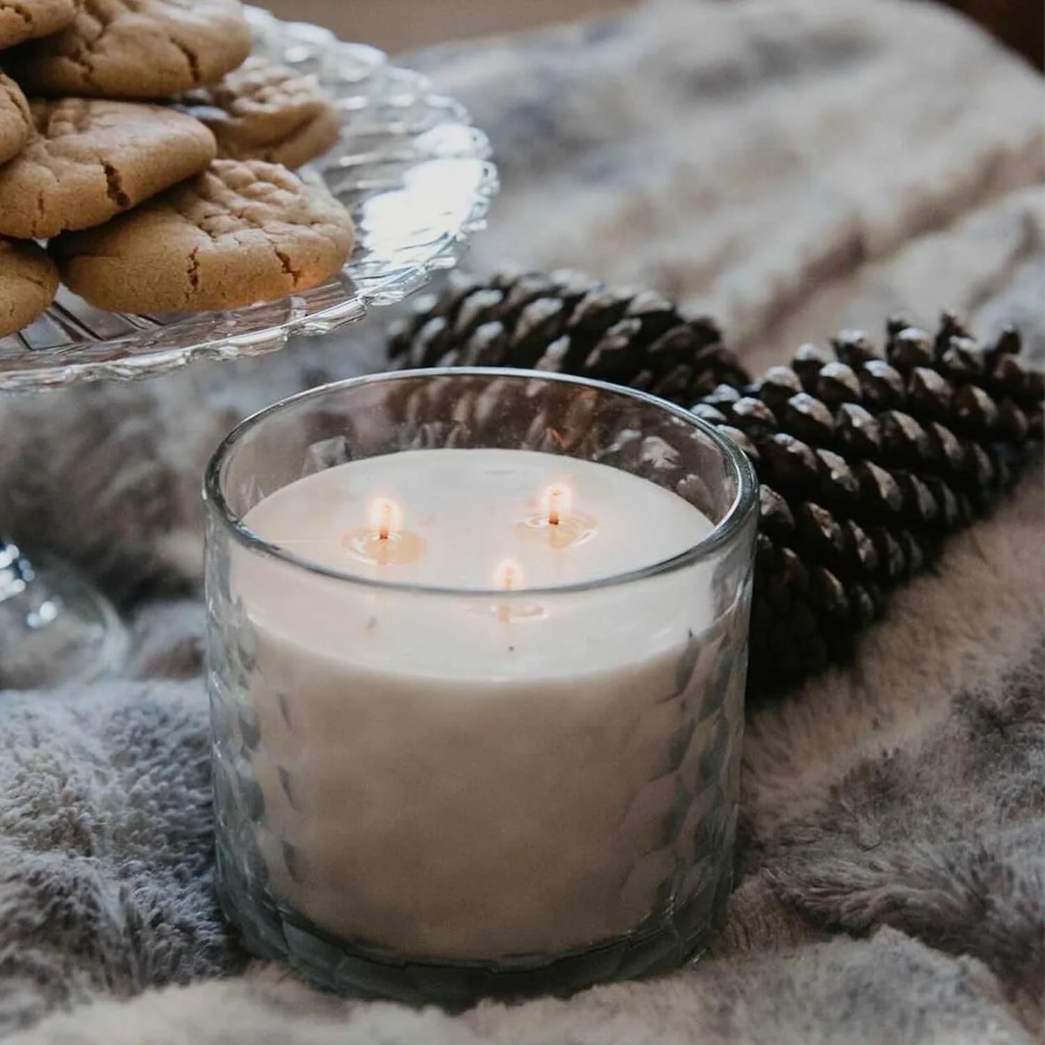 Cedarwood 3-Wick Candle - Image 2