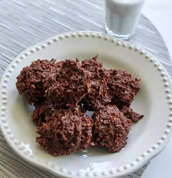 Chocolate Classic Coconut Macaroon Cookies - Image 2