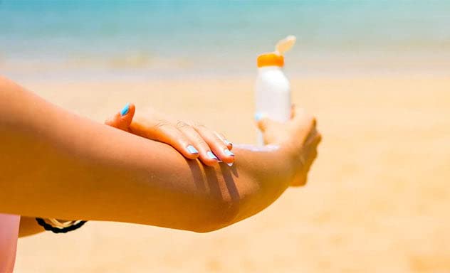 Clear Zinc Sunscreen - Image 3