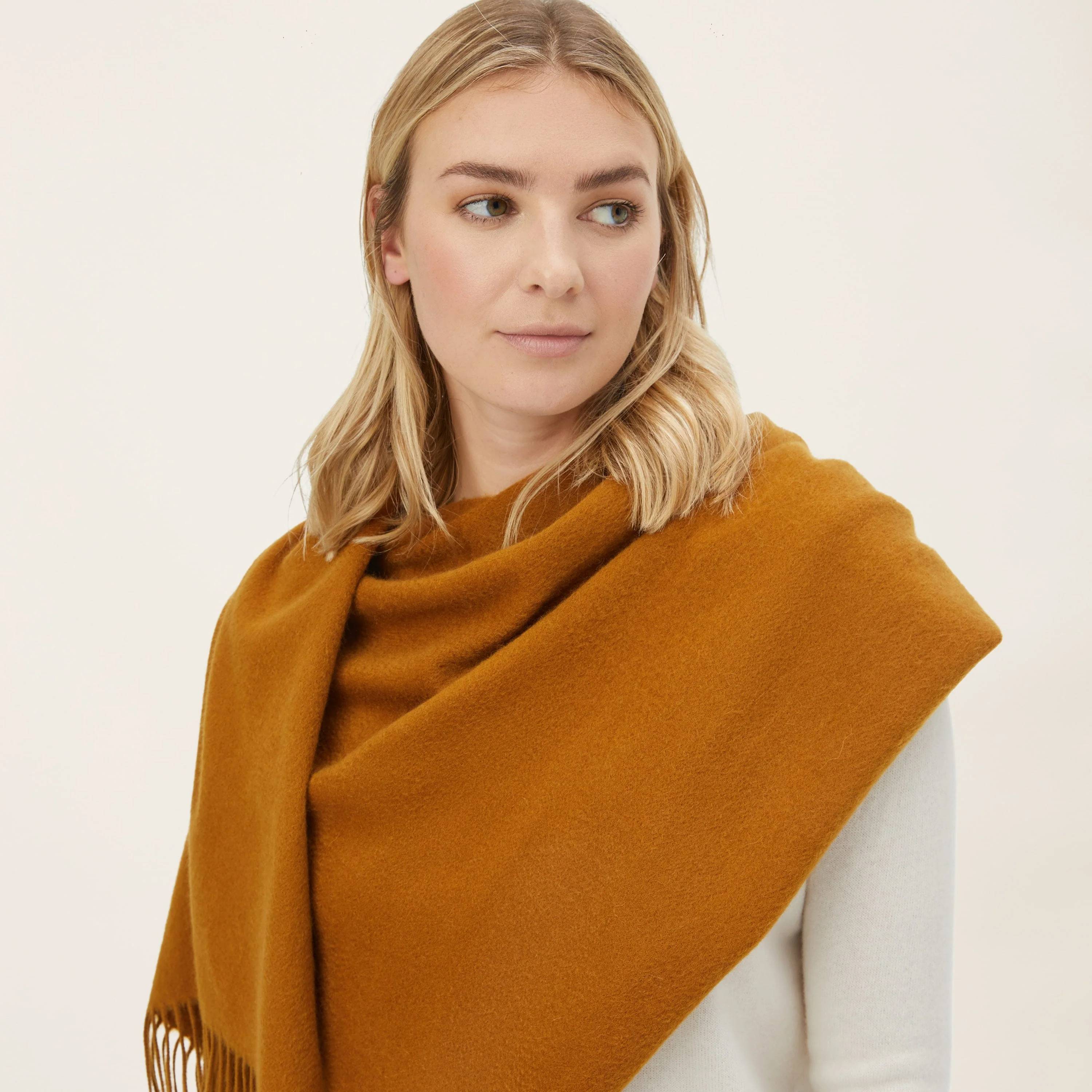 Cleo Oversized Cashmere Scarf - Image 18
