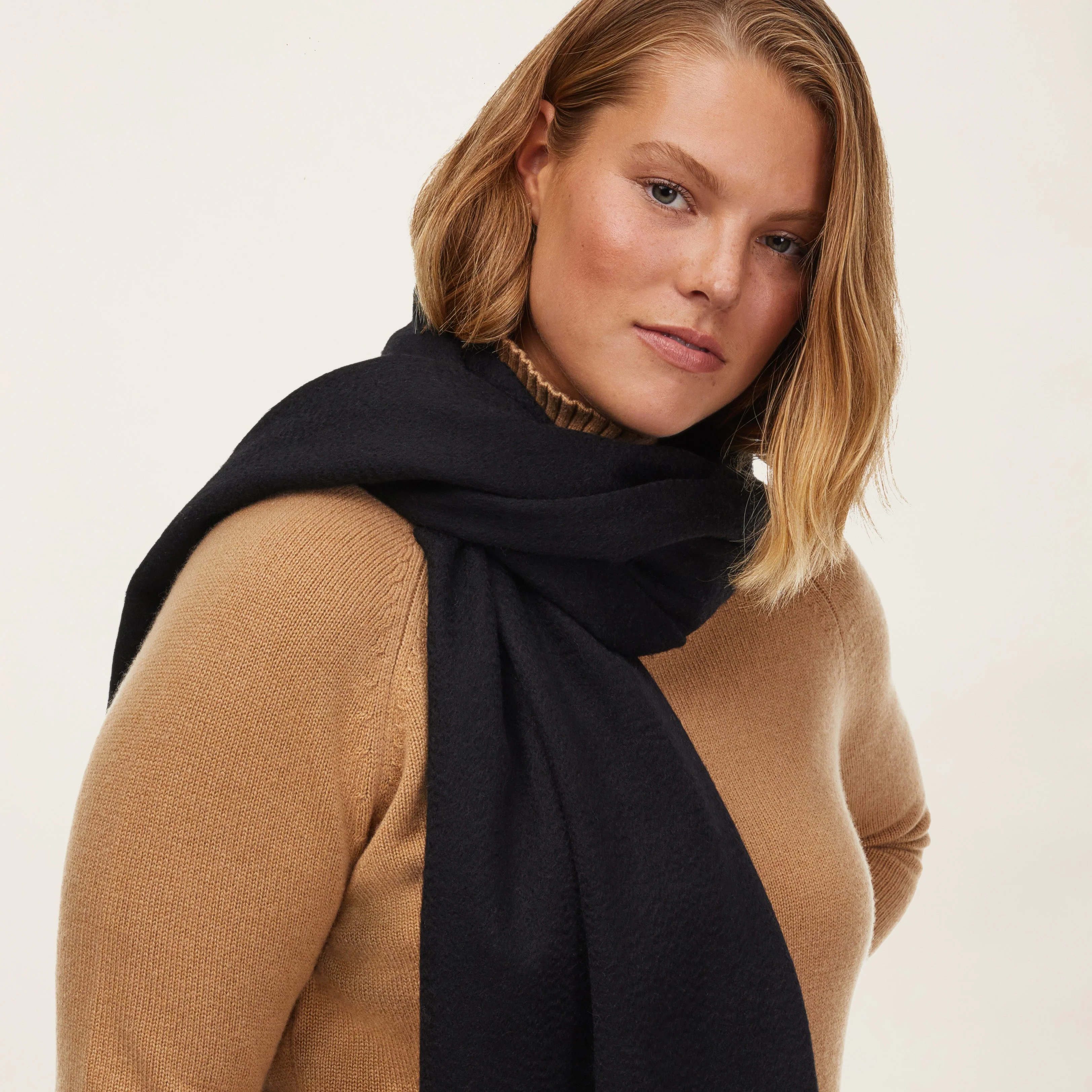 Cleo Oversized Cashmere Scarf - Image 23