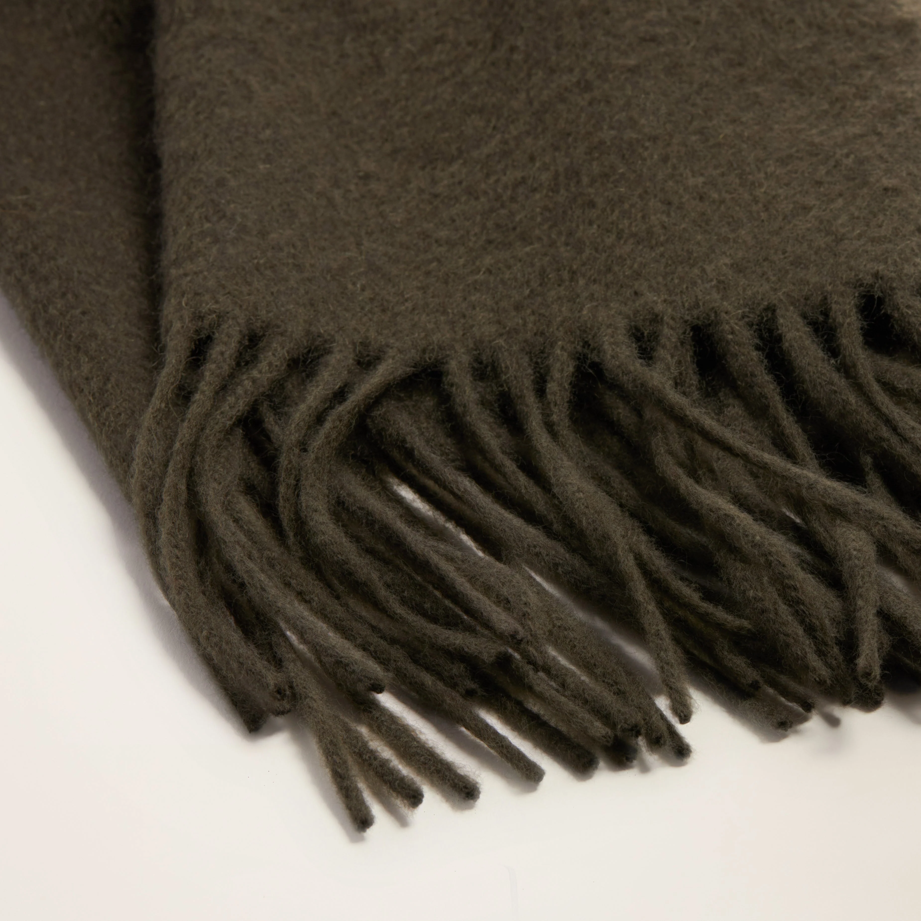 Cleo Oversized Cashmere Scarf - Image 30