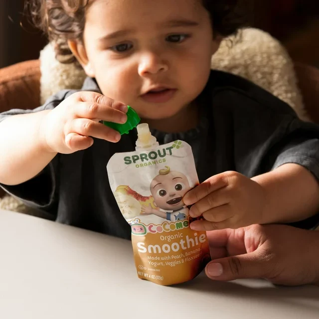 CoComelon Smoothie Peach Banana Yogurt Veggies (12+ Months) (6 Pack) - Image 2