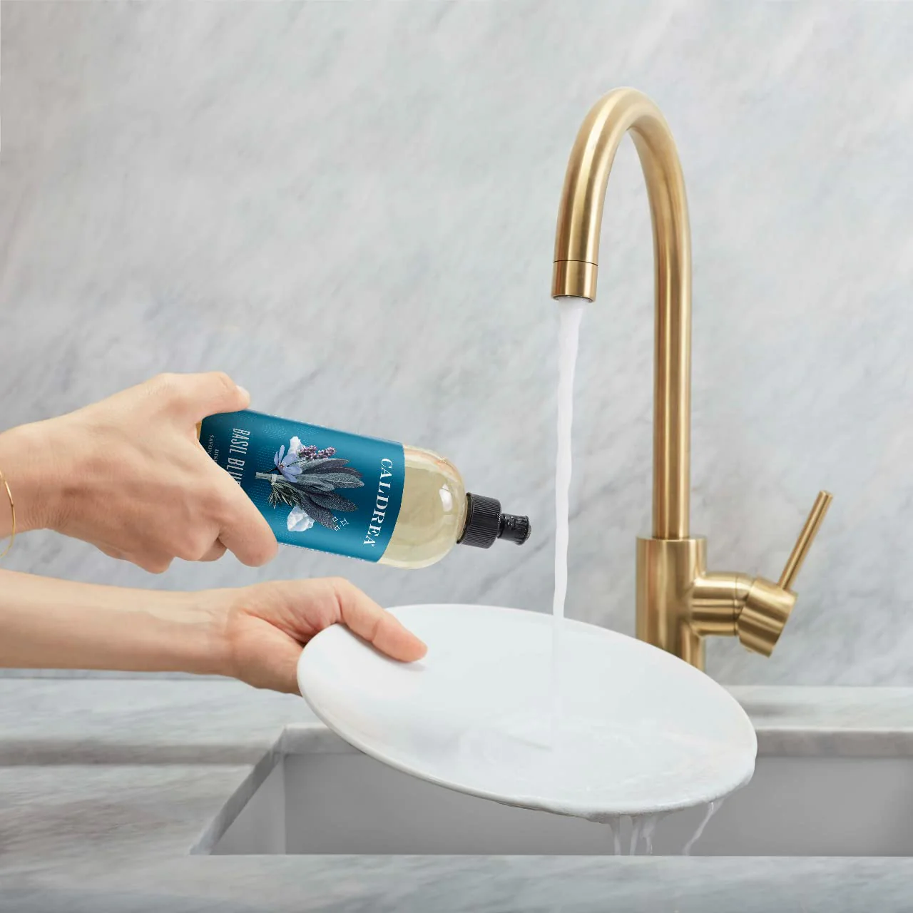 Dish Soap Basil Blue Sage - Image 4