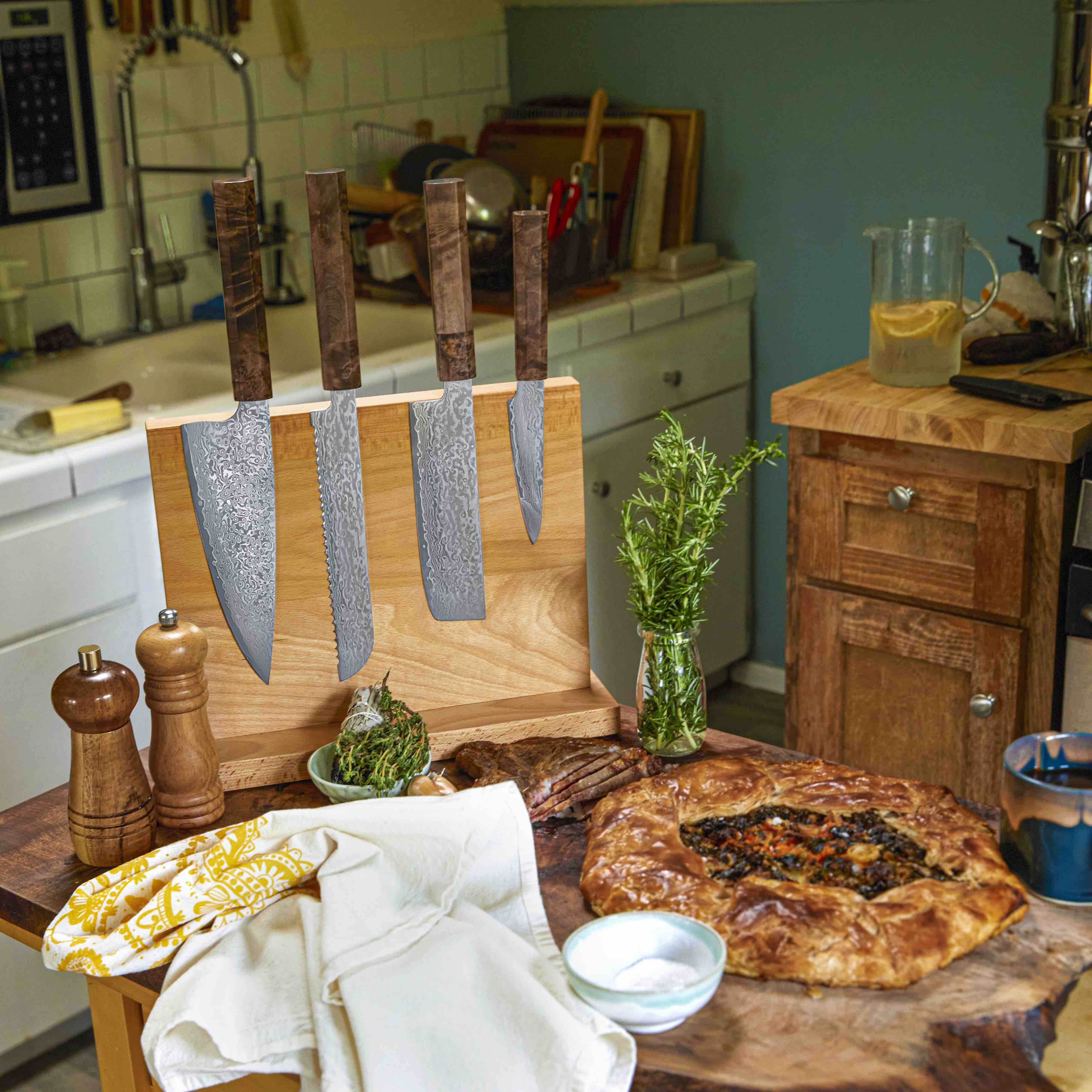 European Beech Wood Magnetic Knife Block - Image 4