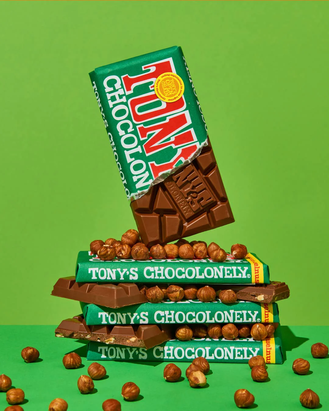 32% Milk Chocolate Hazelnut Bar - Image 2
