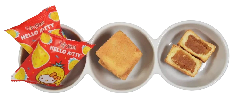 Hello Kitty Pineapple Cakes (16 CT) - Image 4