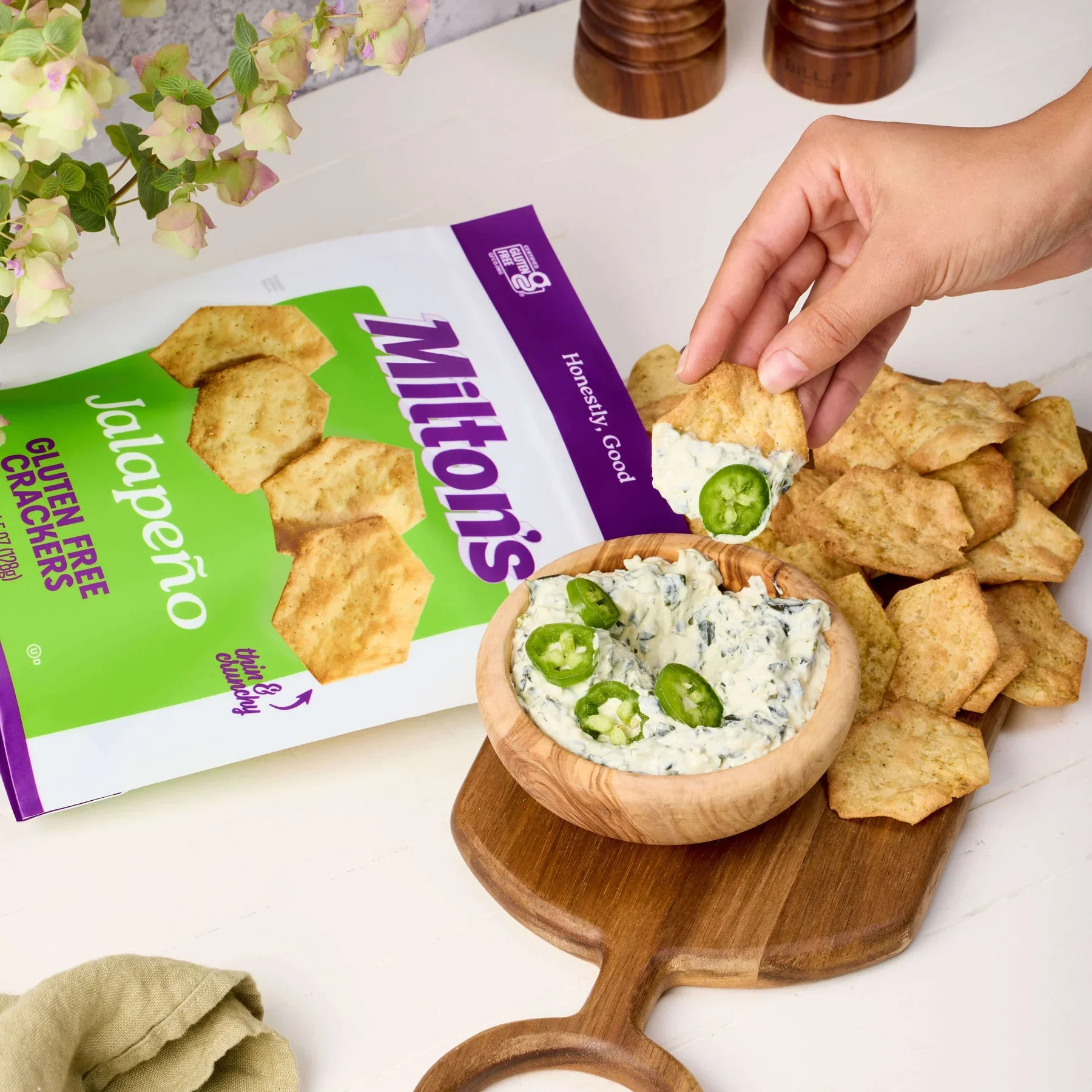 Jalapeño Gluten-Free Crackers - Image 3