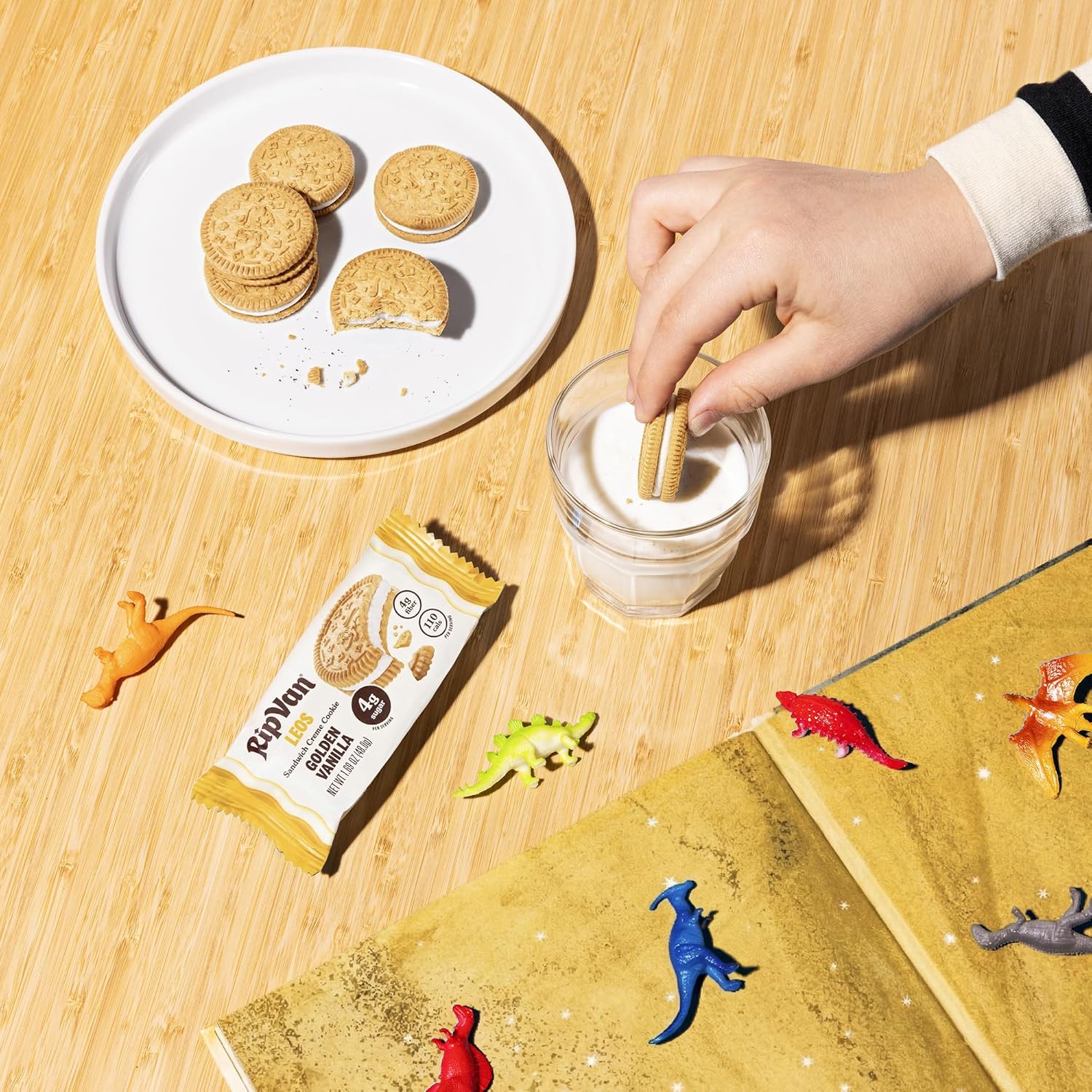 Leos Golden Vanilla Sandwich Creme Cookies (4 Pack) - Image 4