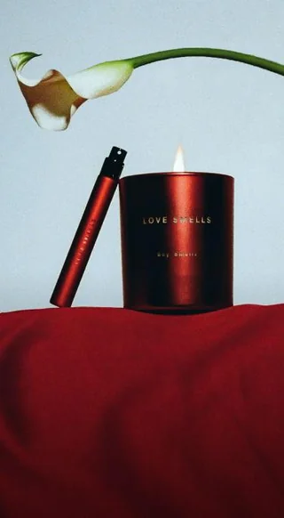 Love Smells Candle - Image 2
