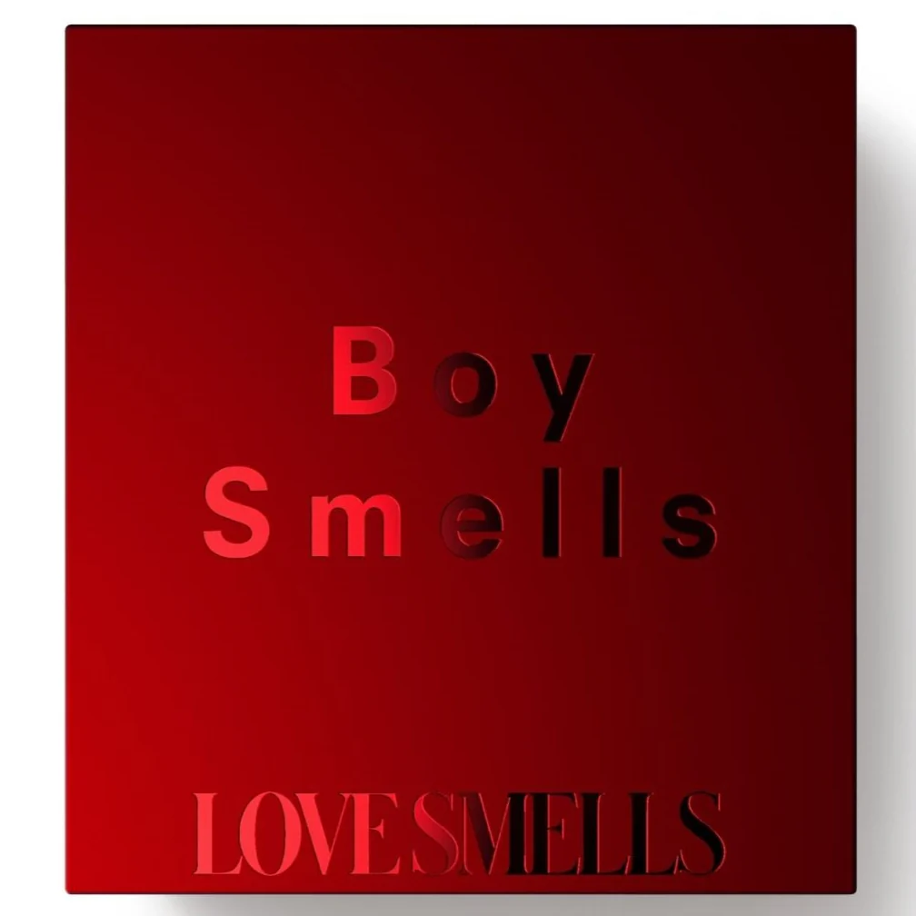 Love Smells Candle - Image 4