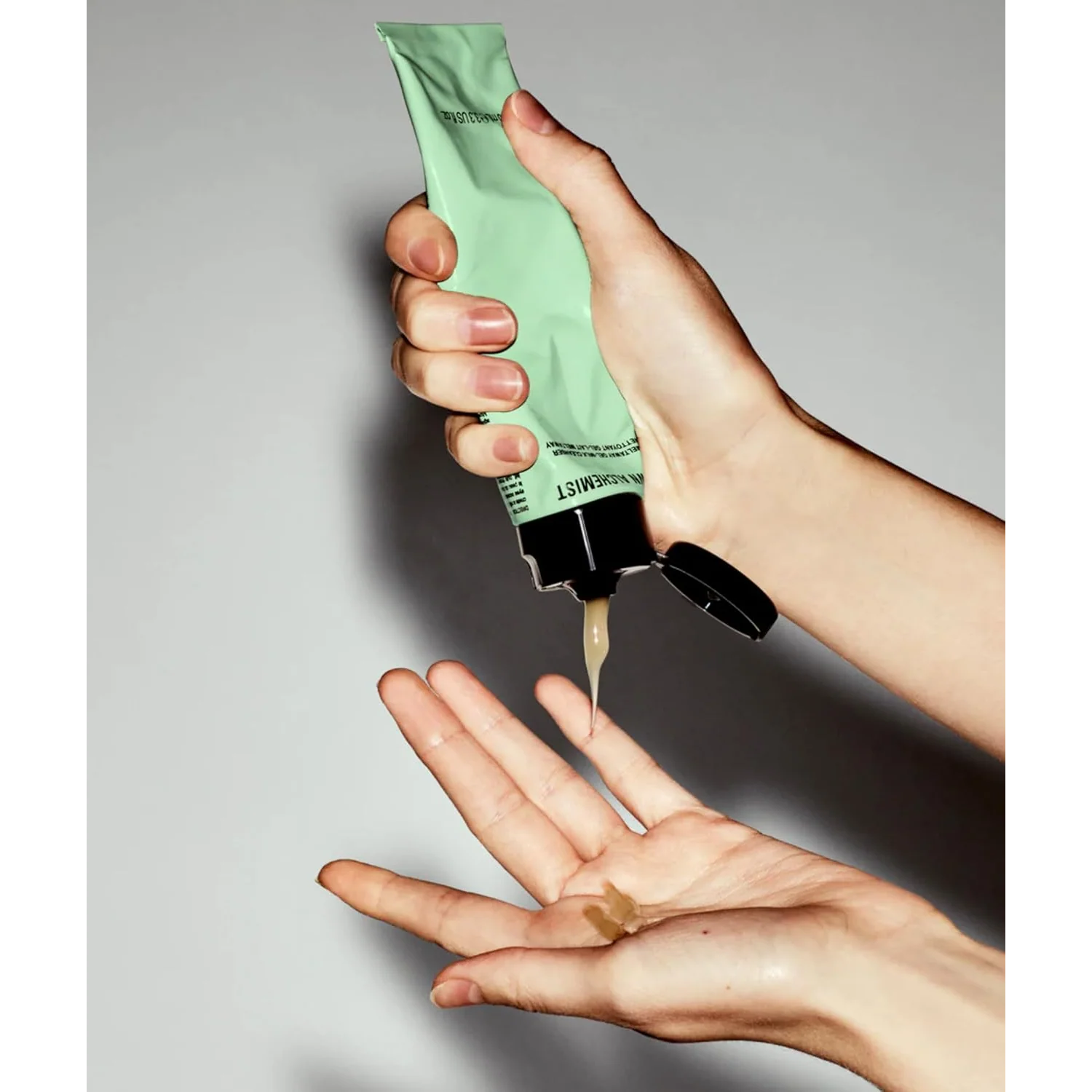 Meltaway Gel-Milk Cleanser - Image 5