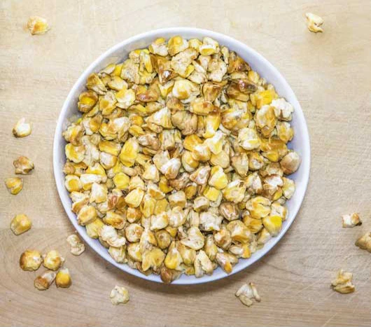 Mighty Lil’ Crunchy Corn, Pink Himalayan Salt - Image 2