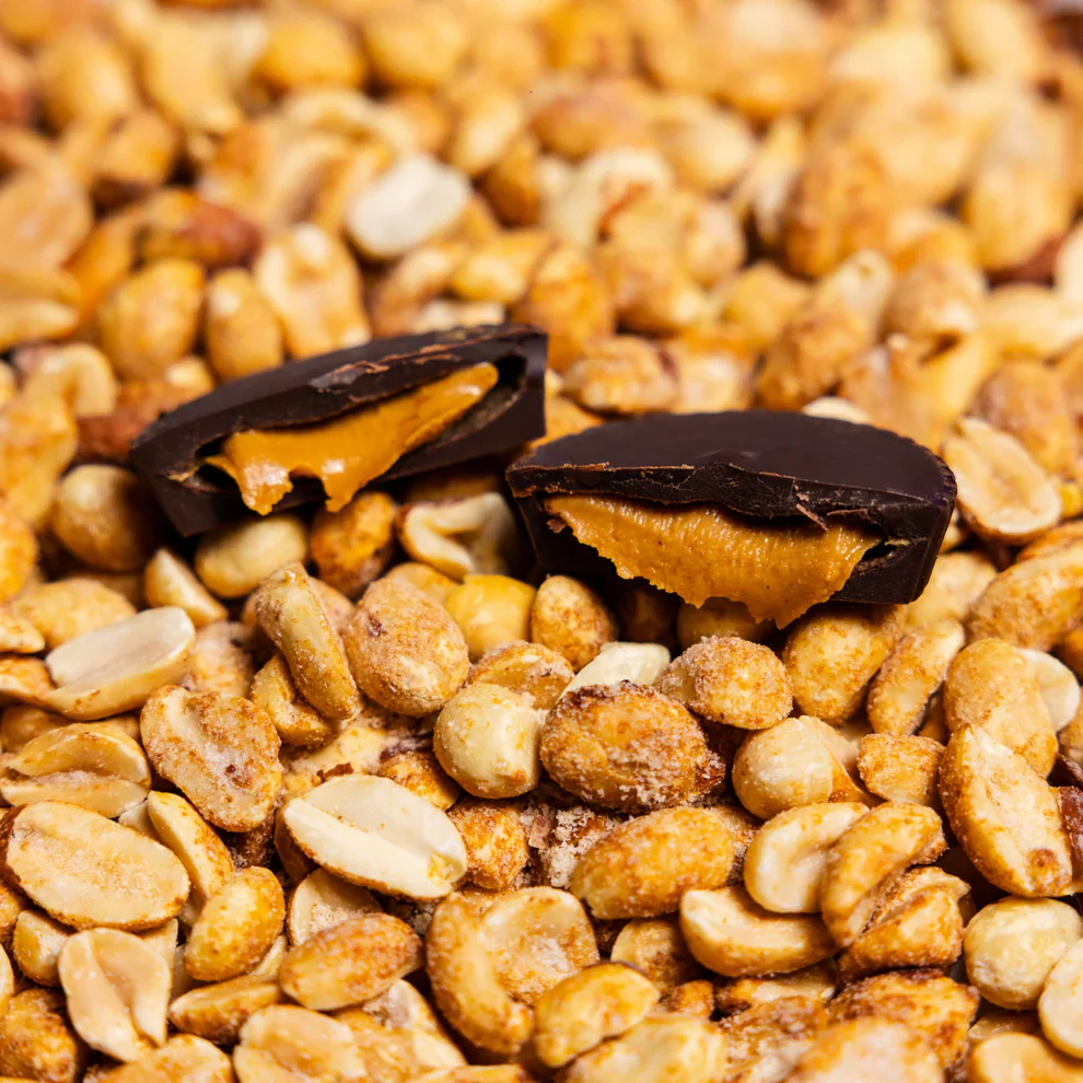 Organic Dark Chocolate Peanut Butter Cups - Image 4