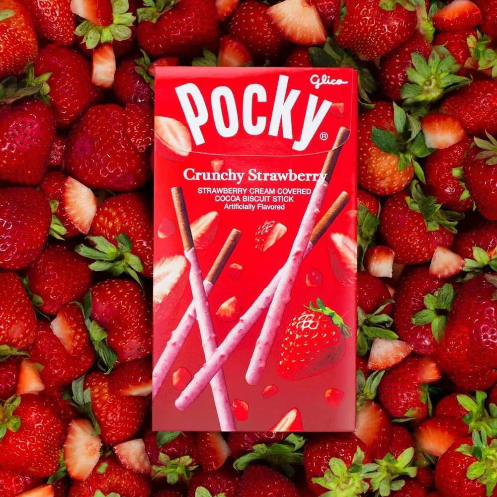 Crunchy Strawberry Cream Covered Biscuit Sticks (10 CT) - Image 4