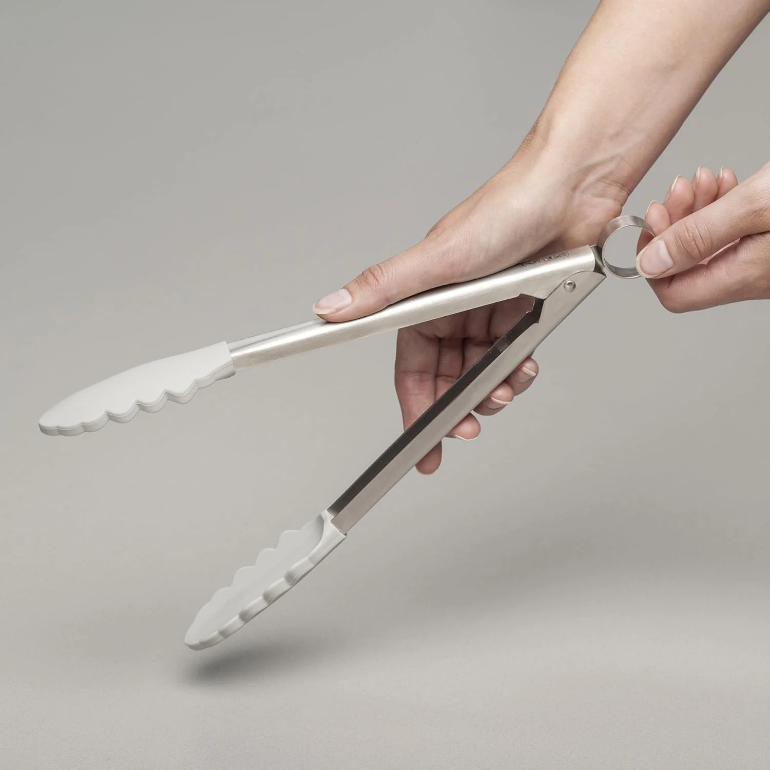 Silicone Cook's Tongs - Light Grey - Image 2