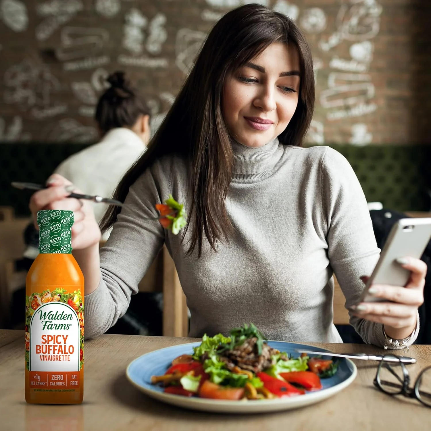 Spicy Buffalo Vinaigrette Dressing - Image 4
