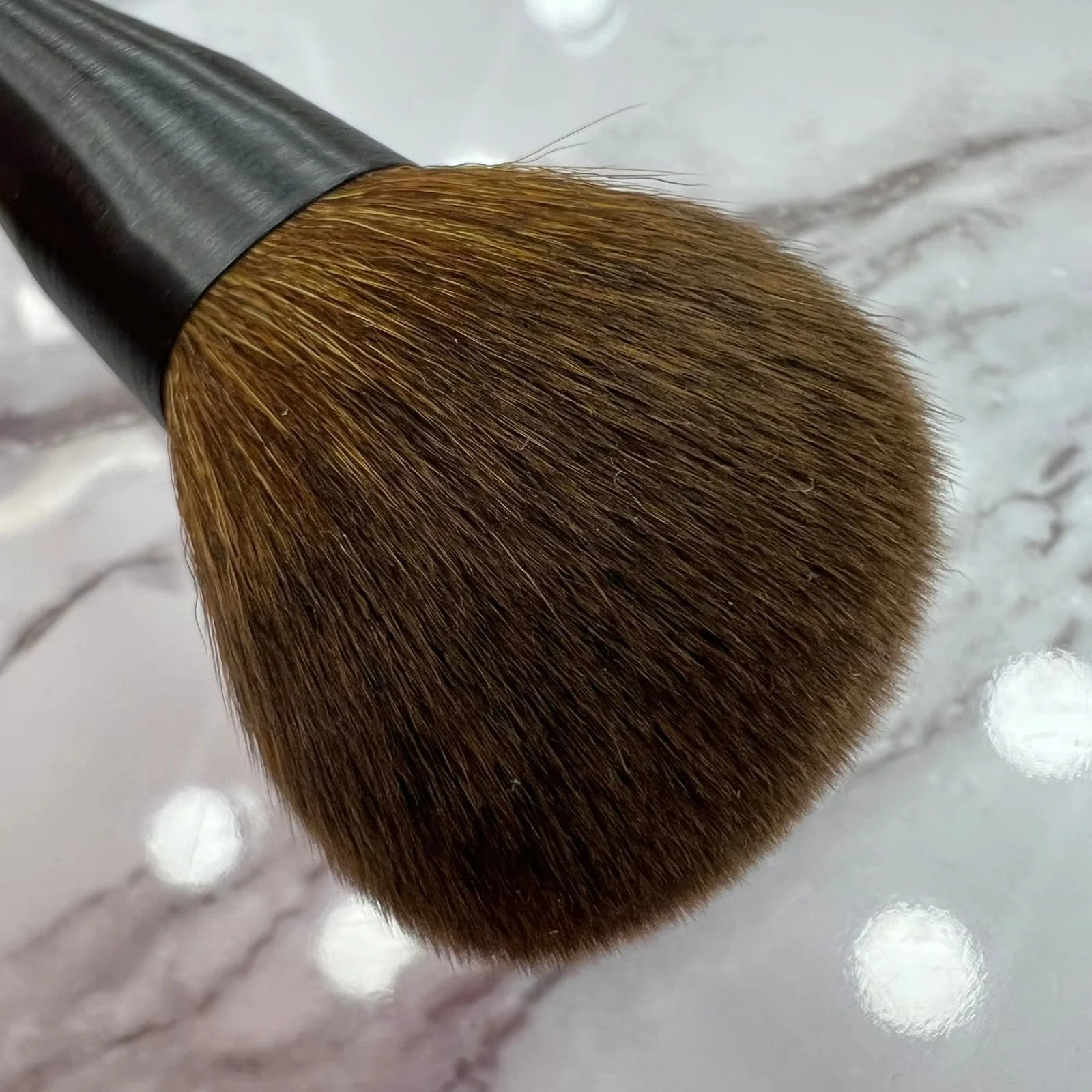 Summer Skin Bronzer Brush - Image 4