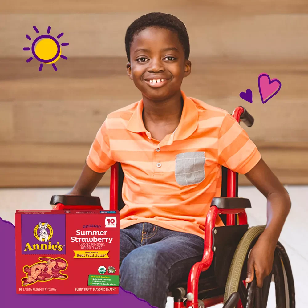 Summer Strawberry Fruit Snacks (10 CT) - Image 3