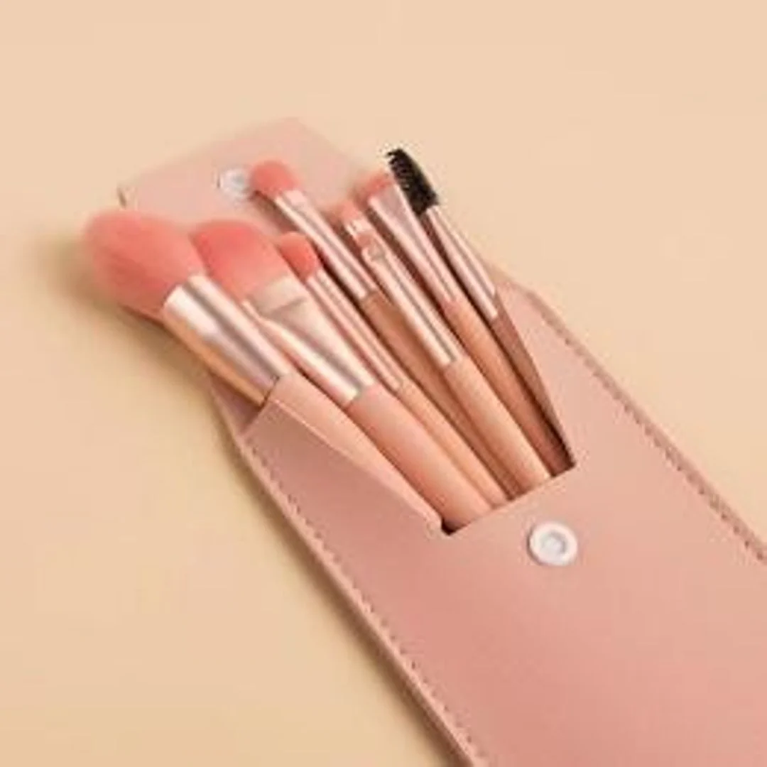 Travel Makeup Brush Set (7 Brush PCS) - Image 2