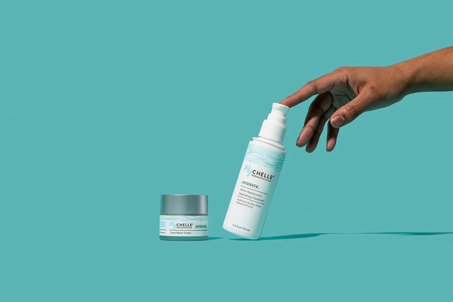 Ultra Hyaluronic Hydrating Cleanser - Image 2