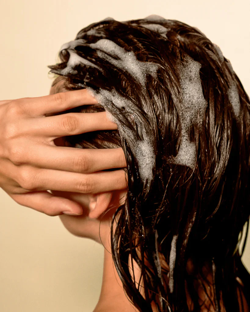 Weightless Hydration Shampoo - Image 2