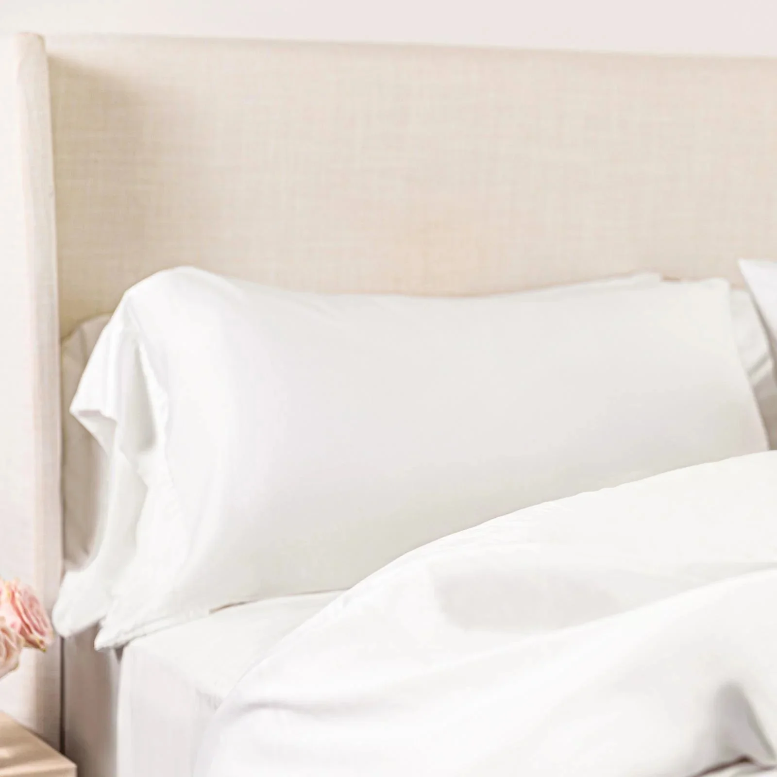 Woven Pillowcase Set in White (King) - Image 2