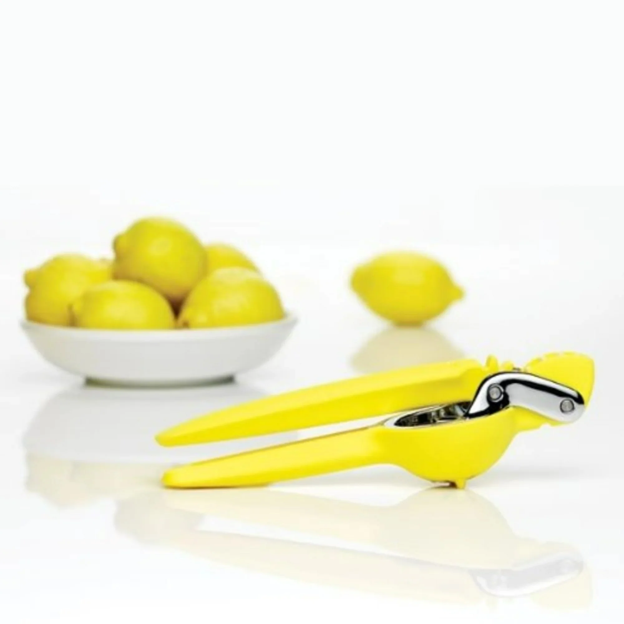 Yellow Bulk Citrus Juicer - Image 3