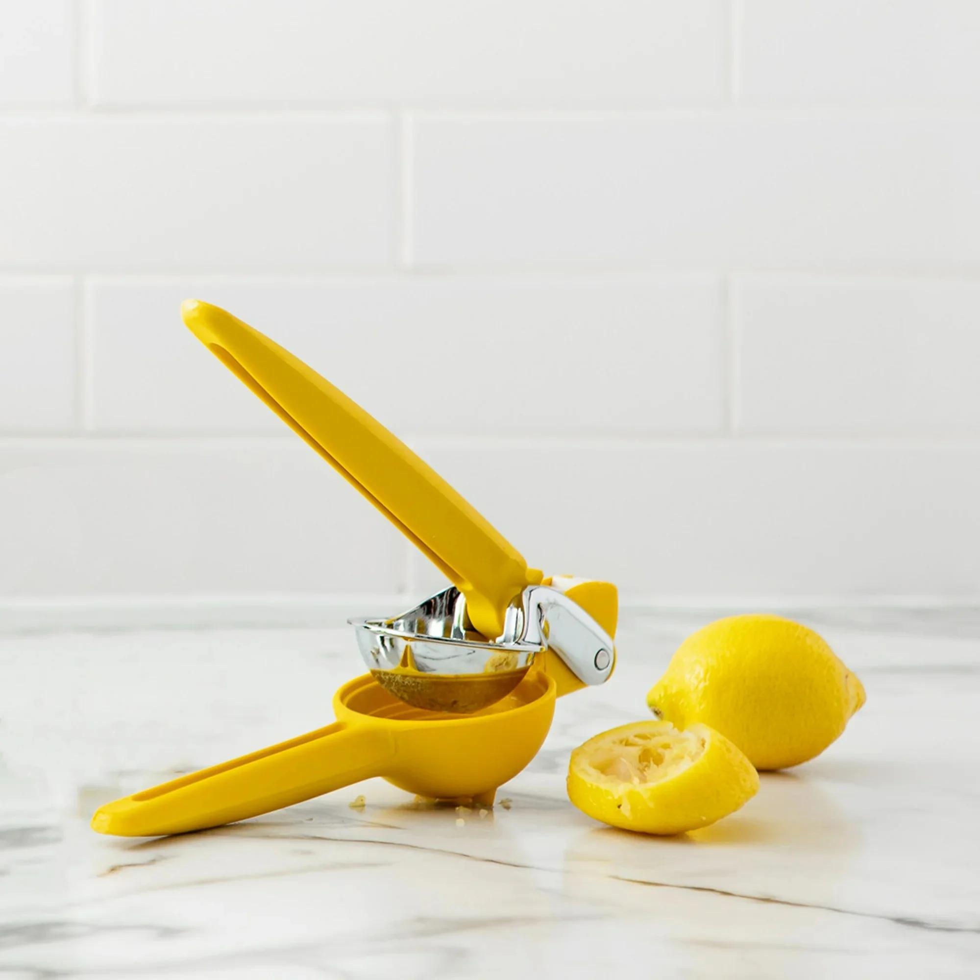 Yellow Bulk Citrus Juicer - Image 4